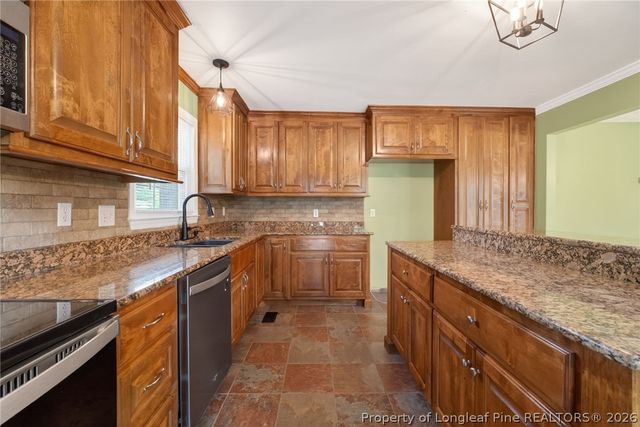 3611 Thorndike Drive, Fayetteville, NC 28311