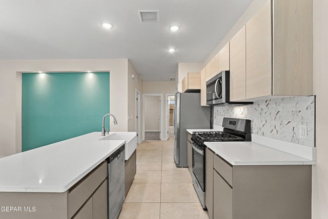 15148 COMPOSITION Avenue, El Paso, TX 79938