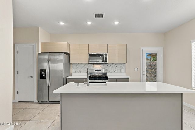 15148 COMPOSITION Avenue, El Paso, TX 79938