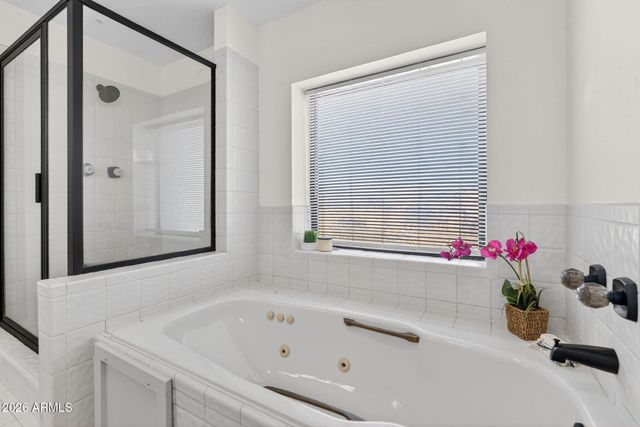 7220 E MARY SHARON Drive 111, Scottsdale, AZ 85266