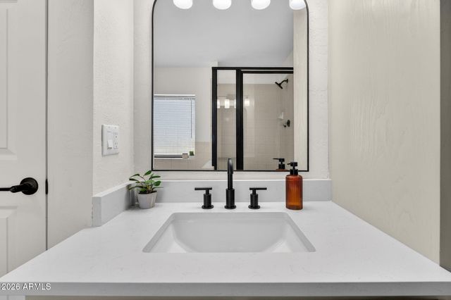 7220 E MARY SHARON Drive 111, Scottsdale, AZ 85266