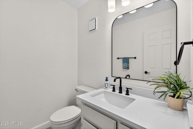 7220 E MARY SHARON Drive 111, Scottsdale, AZ 85266