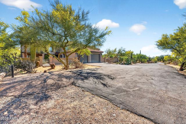 7220 E MARY SHARON Drive 111, Scottsdale, AZ 85266