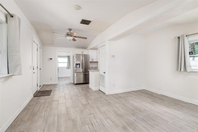 1903 30TH AVENUE N, St Petersburg, FL 33713