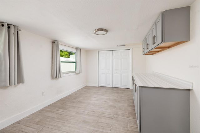 1903 30TH AVENUE N, St Petersburg, FL 33713