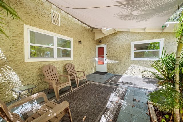 1903 30TH AVENUE N, St Petersburg, FL 33713
