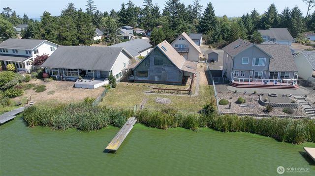 639 Lake Island Avenue SE, Ocean Shores, WA 98569