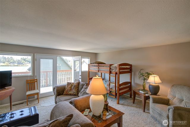 639 Lake Island Avenue SE, Ocean Shores, WA 98569