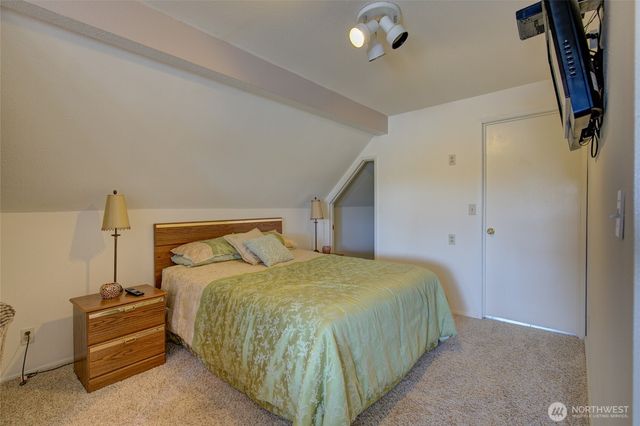 639 Lake Island Avenue SE, Ocean Shores, WA 98569