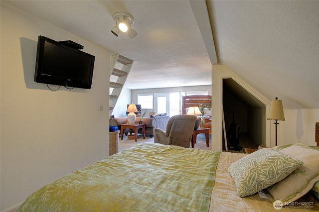 639 Lake Island Avenue SE, Ocean Shores, WA 98569