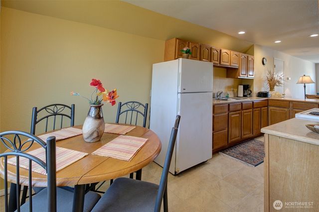 639 Lake Island Avenue SE, Ocean Shores, WA 98569