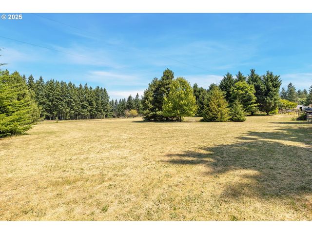 20068 S RIDGE Rd, Oregon City, OR 97045