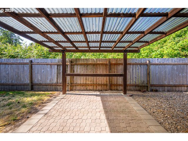 4351 ELDERBERRY St, Springfield, OR 97478