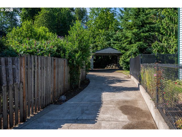 4351 ELDERBERRY St, Springfield, OR 97478
