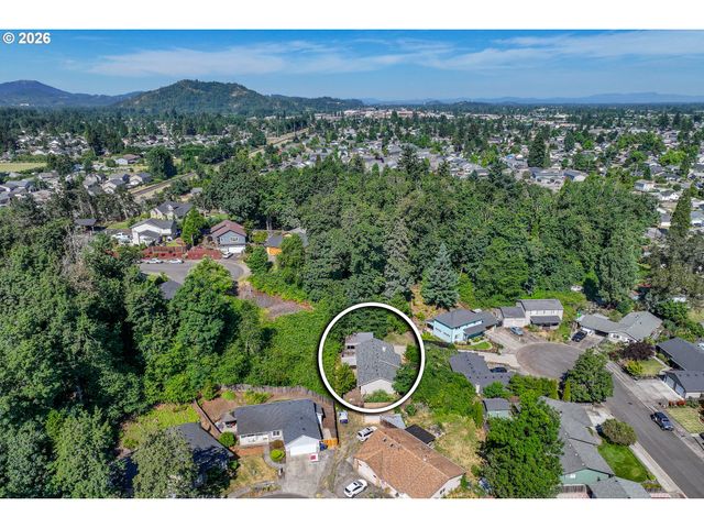 4351 ELDERBERRY St, Springfield, OR 97478