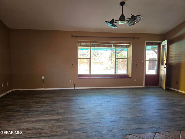 12307 Amstater Circle, El Paso, TX 79936