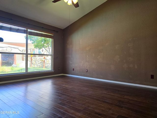 12307 Amstater Circle, El Paso, TX 79936