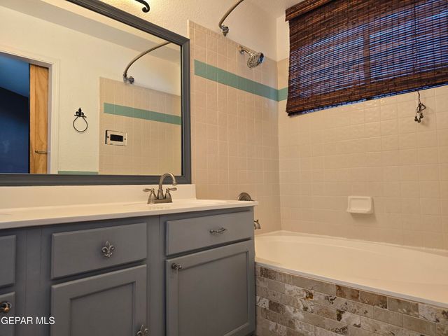 12307 Amstater Circle, El Paso, TX 79936