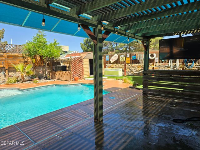 12307 Amstater Circle, El Paso, TX 79936