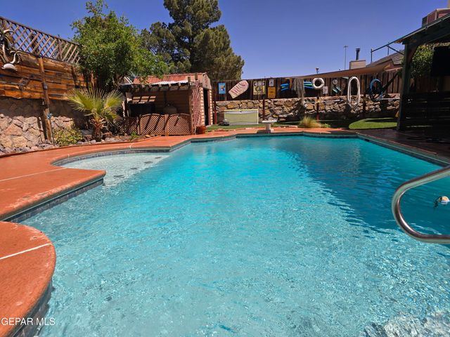 12307 Amstater Circle, El Paso, TX 79936