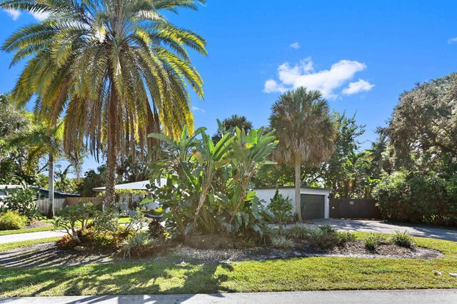 4330 SW 7th Street, Plantation, FL 33317