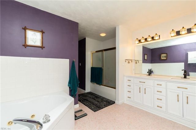100 Cutter LN, Knotts Island, NC 27950