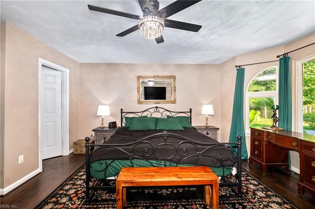 100 Cutter LN, Knotts Island, NC 27950