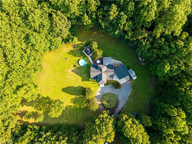 100 Cutter LN, Knotts Island, NC 27950