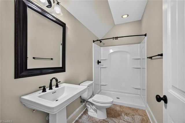 8202 Fortana Court, Kernersville, NC 27284