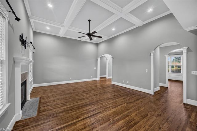 8202 Fortana Court, Kernersville, NC 27284