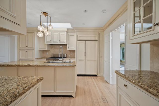 240 El Dorado Lane, Palm Beach, FL 33480