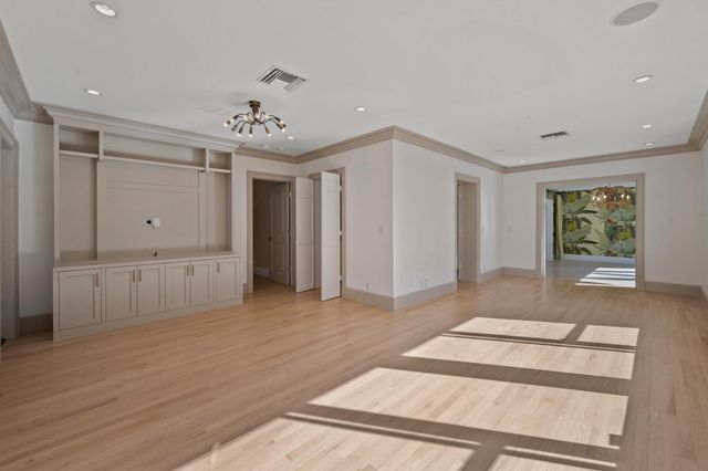 240 El Dorado Lane, Palm Beach, FL 33480