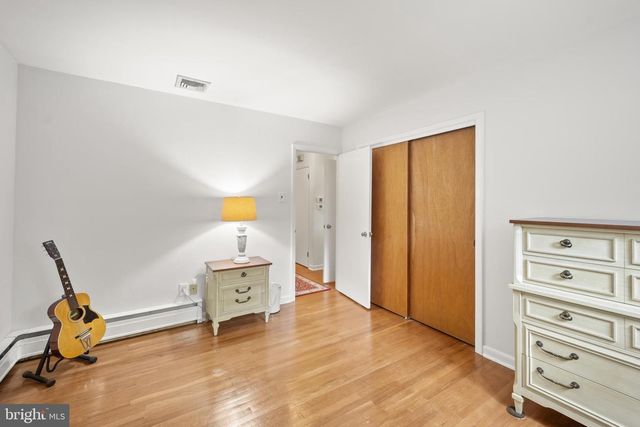 2527 TULIP LN, Feasterville Trevose, PA 19053