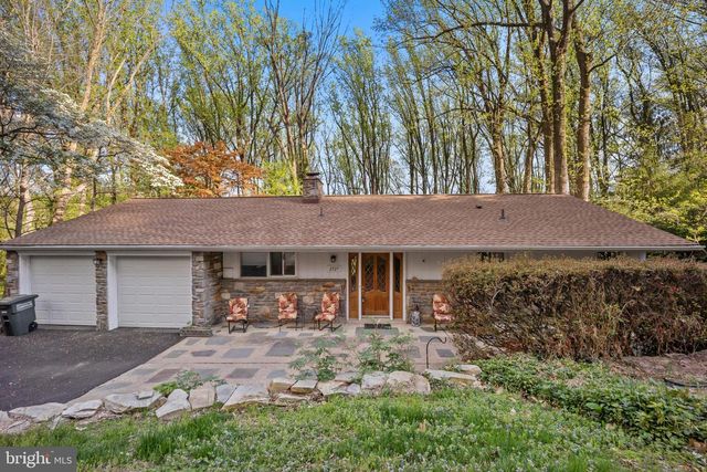 2527 TULIP LN, Feasterville Trevose, PA 19053