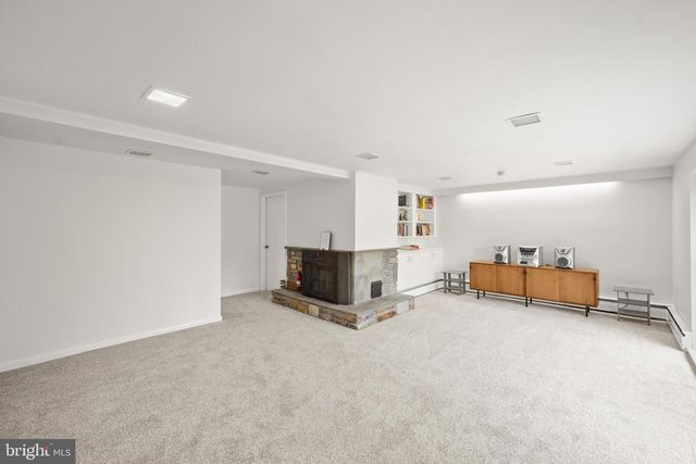 2527 TULIP LN, Feasterville Trevose, PA 19053