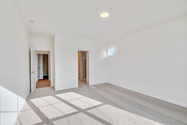 5086 Sedona Circle, Schererville, IN 46375