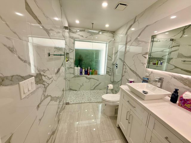 4929 W Lakes Drive, Deerfield Beach, FL 33442