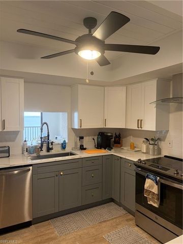 1920 Virginia AVE SW 1402, Fort Myers, FL 33901