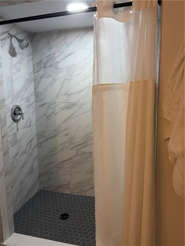 1920 Virginia AVE SW 1402, Fort Myers, FL 33901