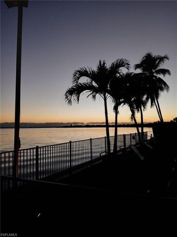 1920 Virginia AVE SW 1402, Fort Myers, FL 33901