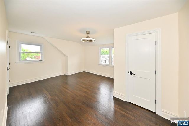 190 Madison Avenue 2, Midland Park, NJ 07432