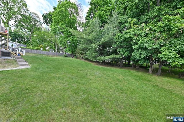 190 Madison Avenue 2, Midland Park, NJ 07432
