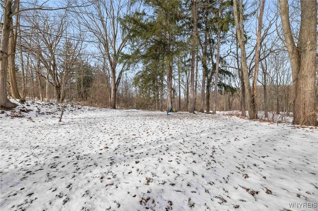 6940 Versailles Road, Evans, NY 14047