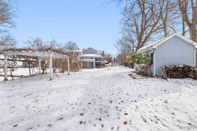 6940 Versailles Road, Evans, NY 14047