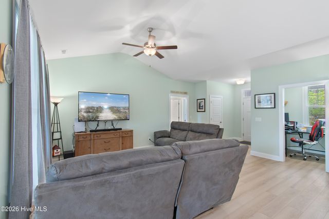 514 Greenmoss Road, Southport, NC 28461