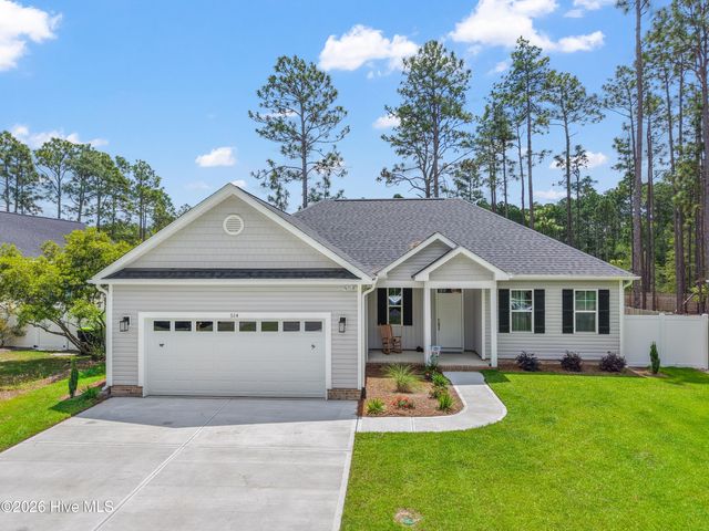 514 Greenmoss Road, Southport, NC 28461