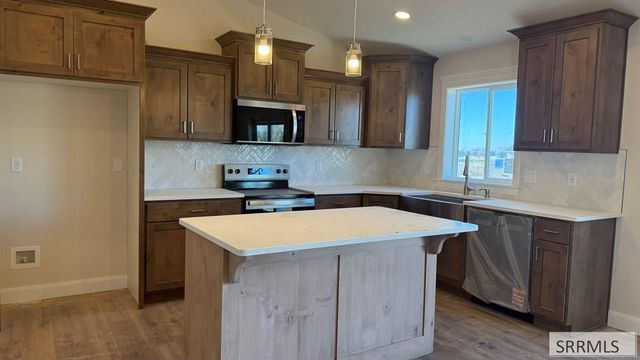 6321 Slider Ln, Idaho Falls, ID 83401