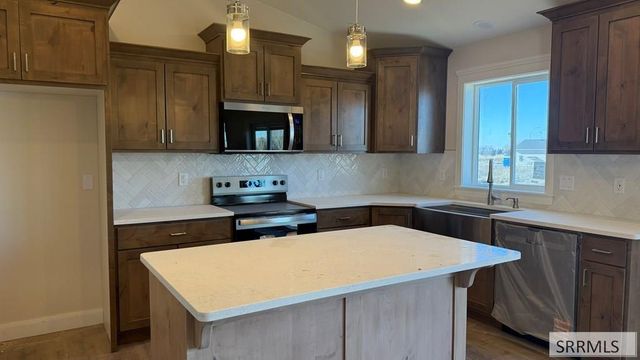 6321 Slider Ln, Idaho Falls, ID 83401