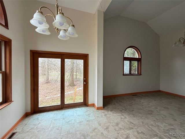 141 Oswego River Road, Schroeppel, NY 13135