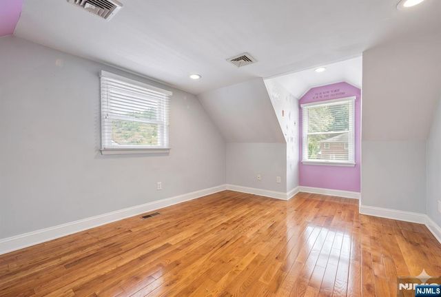 17 Canterbury Road, Ringwood, NJ 07456